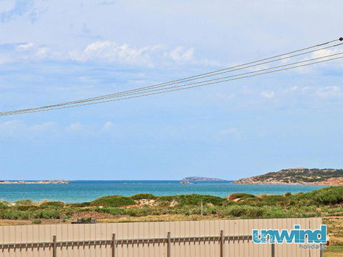 Unwind At Coast On Newell - Accommodation Fremantle 20