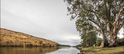 River Shack Rentals - Living The Dream - Accommodation Fremantle 4