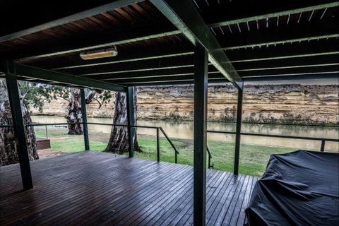 River Shack Rentals - Living The Dream - Accommodation Fremantle 7