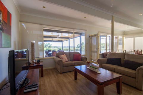 River Shack Rentals - Living The Dream - Accommodation Fremantle 51
