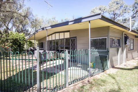 River Shack Rentals - Living The Dream - Accommodation Fremantle 106
