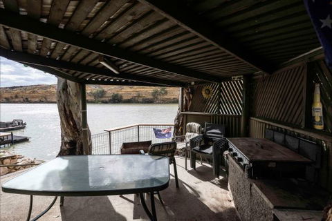 River Shack Rentals - Living The Dream - Accommodation Fremantle 38