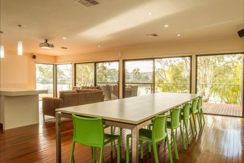 River Shack Rentals - Living The Dream - Accommodation Fremantle 128