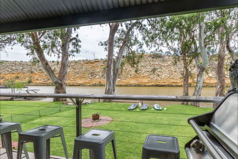 River Shack Rentals - Living The Dream - Accommodation Fremantle 10