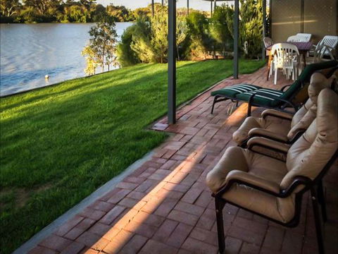 River Shack Rentals - Living The Dream - Accommodation Fremantle 24
