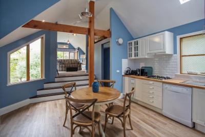 Oak Tree Lodge - Accommodation Fremantle 13