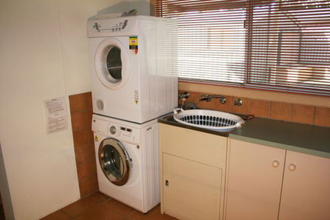 Elderton Guest House - Accommodation Fremantle 6