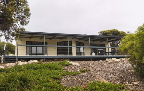 Island Dream Escape - Accommodation Fremantle 0