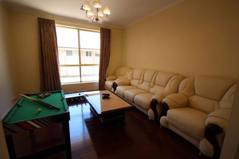 LJ Hooker Goolwa Holiday Rentals - 42 Underwood Avenue, Goolwa Beach - Accommodation Fremantle 17