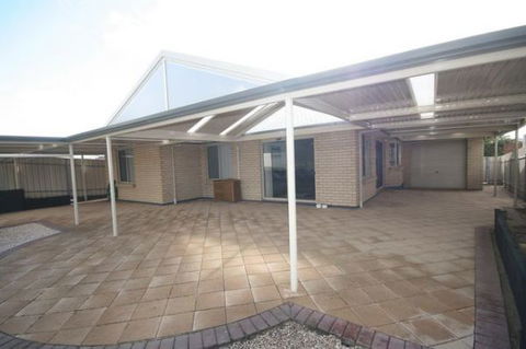 LJ Hooker Goolwa Holiday Rentals - 42 Underwood Avenue, Goolwa Beach - Accommodation Fremantle 23