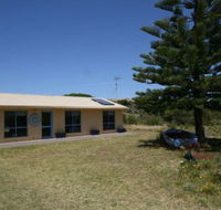 LJ Hooker Goolwa Holiday Rentals - 15 Eaton Avenue Goolwa Beach - Accommodation Fremantle