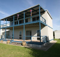 LJ Hooker Goolwa Holiday Rentals - 25 Barrage Road Goolwa South - Accommodation Fremantle