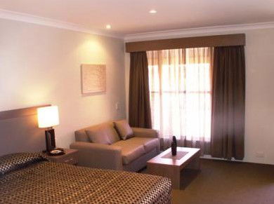 Parkes Int Motor Inn - Accommodation Fremantle 4