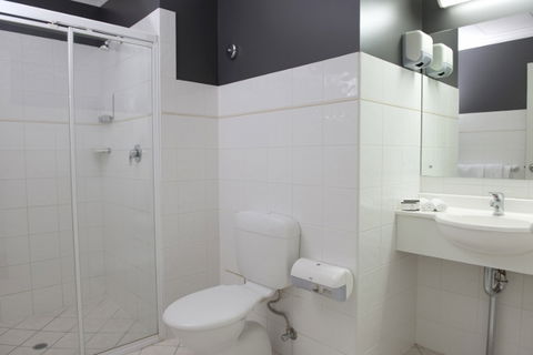 Adelaide Riviera Hotel - Accommodation Fremantle 0