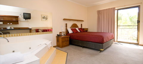 Renmark Hotel/Motel & Function Centre - Accommodation Fremantle 7