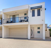 Century 21 SouthCoast The Residence - Accommodation Fremantle