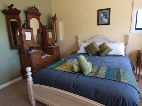 Mad On The Buckland - Accommodation Fremantle 6