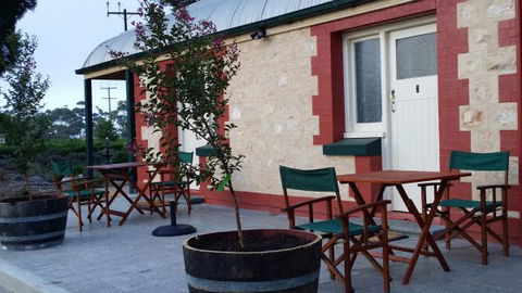 Angas Plains Estate Wines Heritage Suite - Accommodation Fremantle 2