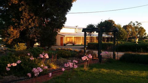 Angas Plains Estate Wines Heritage Suite - Accommodation Fremantle 3