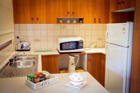 Camden Hillview - Accommodation Fremantle 1