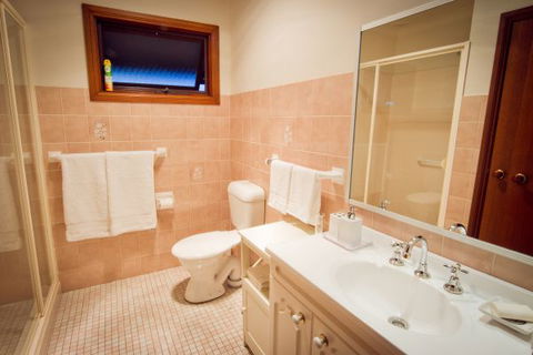 Camden Hillview - Accommodation Fremantle 5