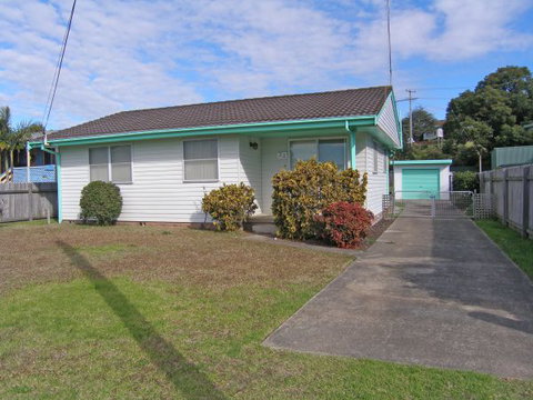 Comarong Cottage - Accommodation Fremantle 0