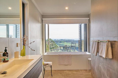 Halcyon Cottage Retreat - Self Contained Accommodation - Accommodation Fremantle 6