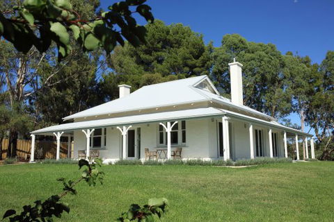 Orchard House - Accommodation Fremantle 1