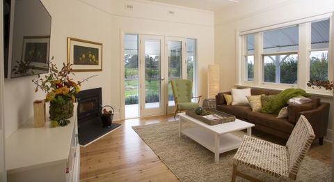 Orchard House - Accommodation Fremantle 2