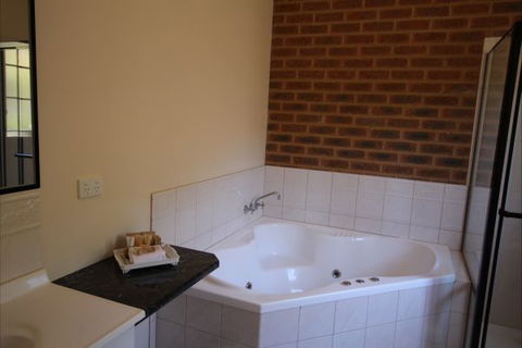 Top Of The Town Motor Inn Yackandandah - Accommodation Fremantle 9