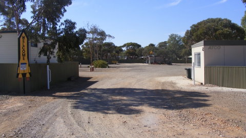 Woomera Traveller's Village And Caravan Park - Accommodation Fremantle 0