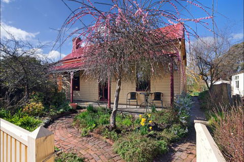Ripon Cottage - Accommodation Fremantle 0