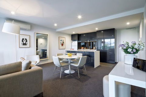 381 Cremorne - Accommodation Fremantle 1