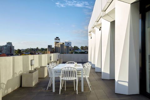 381 Cremorne - Accommodation Fremantle 5