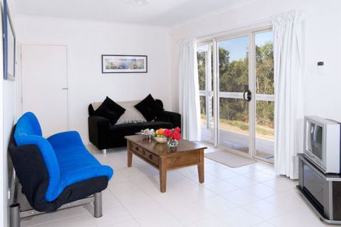 Allusion Cottages - Accommodation Fremantle 2