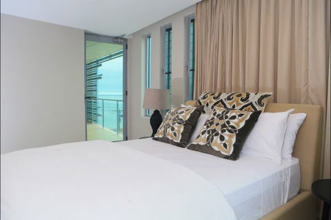 Aqua Aqua Luxury Penthouses - Accommodation Fremantle 4