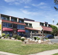 Aspire Alpine Gables and Brumby Bar - Accommodation Fremantle