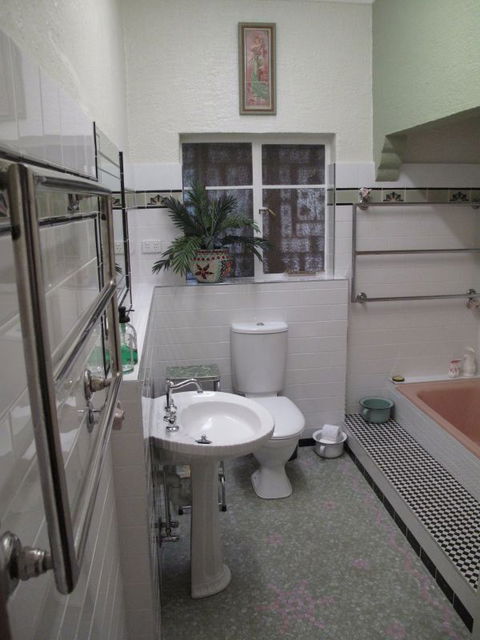 B&B Wodonga - Art Deco Accommodation - Accommodation Fremantle 8