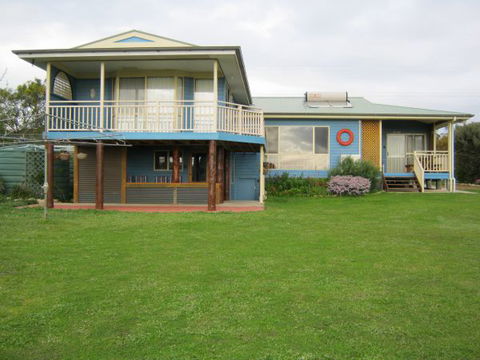 Baudins View Holiday House - Accommodation Fremantle 0