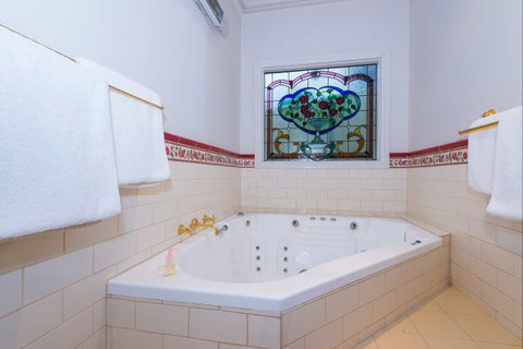 Bendigo Cottages Bed And Breakfast - Accommodation Fremantle 2