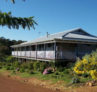 Blue House Bed and Breakfast - Accommodation Fremantle