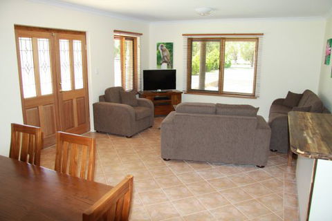 Coranda Lodge B And B - Accommodation Fremantle 0