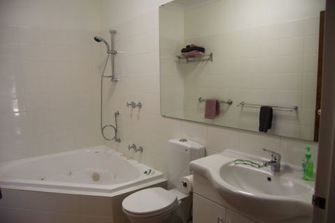Coranda Lodge B And B - Accommodation Fremantle 2
