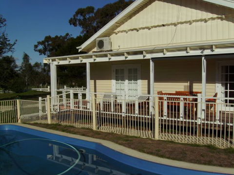 Daisyburn Homestead - Accommodation Fremantle 3