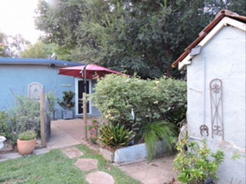 Garden Cottage B And B - Accommodation Fremantle 6