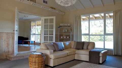 Sweetman Cottage - Accommodation Fremantle 0