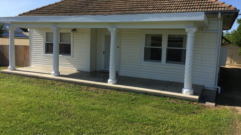 Smith Street Cottage - Accommodation Fremantle 0