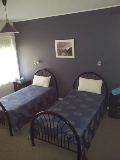 Melaleuca Grove Holiday Units & Motor Inn - Accommodation Fremantle 3