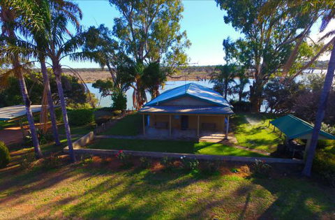 Mundic Waterfront Cottages - Accommodation Fremantle 2