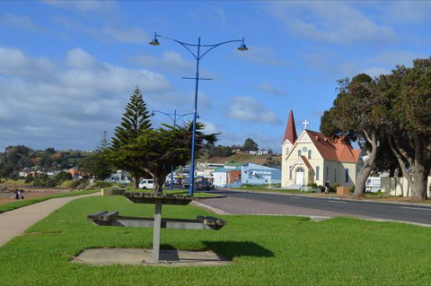 Penguin Seaside Motel - Accommodation Fremantle 6